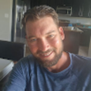 Meet your Posher, Travis